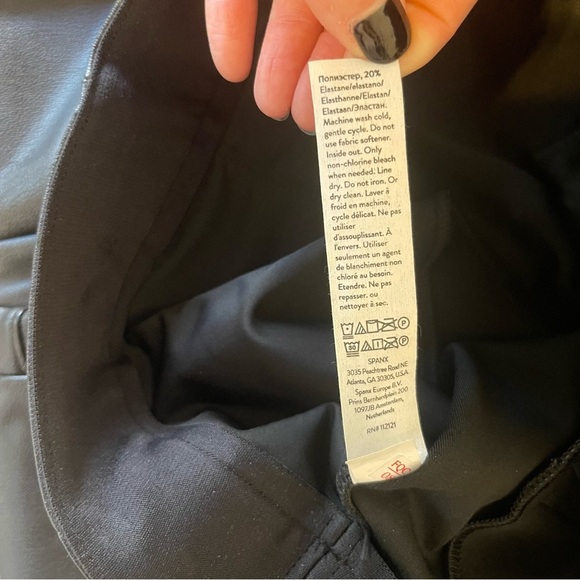 Women’s SPANX‎ Black Faux Leather  Flare Pants *O0247 - Picture 7 of 8